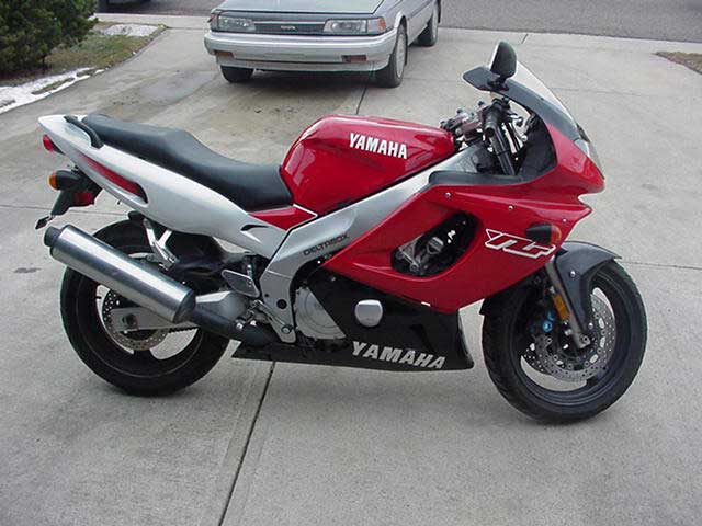 06 Yamaha YZF600 1997.jpg
