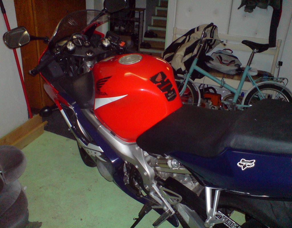 08CBR600.JPG
